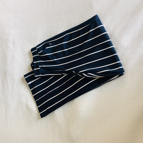 Blue/white wide-leg pants - Picture 2 of 4